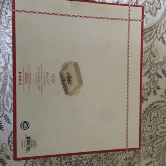 LENOX SQUARE HOLIDAY BAKER - Picture 5 of 8